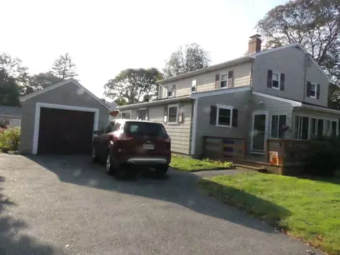 52 Ellsworth Ave, Beverly, MA 01915 photo 4