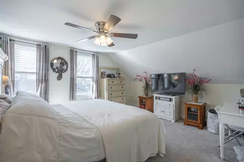 Bedroom - 33 High St, Ware, MA 01082 photo 8 of 10