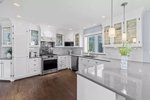 14 Summit Dr, Fairhaven, MA 02719 photo 3
