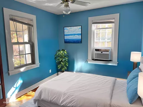 Bedroom - 722 Main St, Wareham, MA 02571 photo 2 of 2