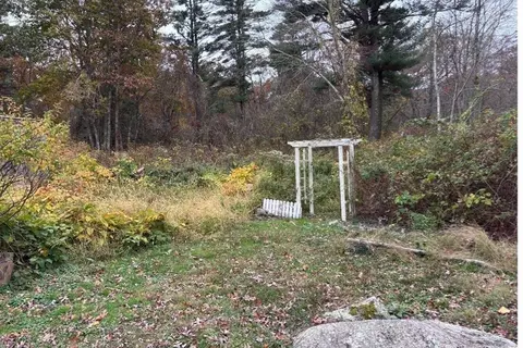 Exterior - 722 Main St, Wareham, MA 02571 photo 6 of 8