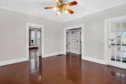 55 Florida St, Springfield, MA 01109 photo 11