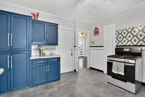 55 Florida St, Springfield, MA 01109 photo 16