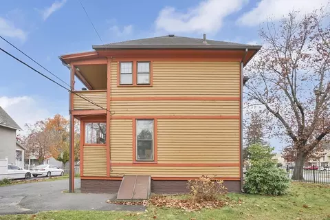 55 Florida St, Springfield, MA 01109 photo 2
