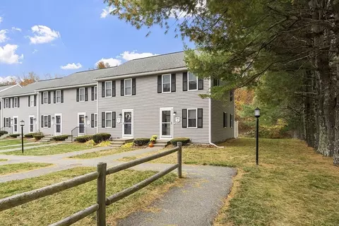 68 Olde Colonial Dr #6, Gardner, MA 01440