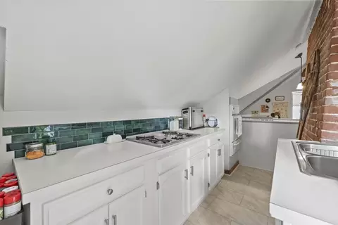 104 Appleton Ave, Pittsfield, MA 01201 photo 35