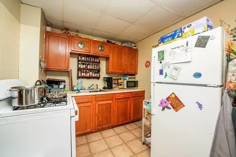 83 Jencks St, Fall River, MA 02723 photo 27