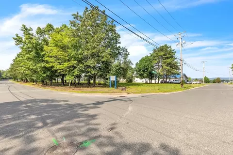 0 Char Dr, Westfield, MA 01085