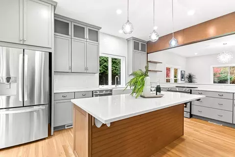 Kitchen - 7 Cliff Rd, Wellesley, MA 02481 photo 1 of 3