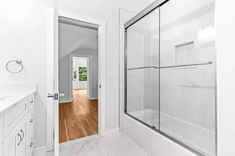Bath - 7 Cliff Rd, Wellesley, MA 02481 photo 5 of 6