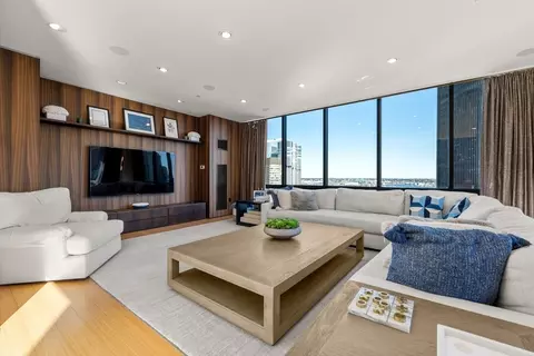 45 Province St #2404, Boston, MA 02108