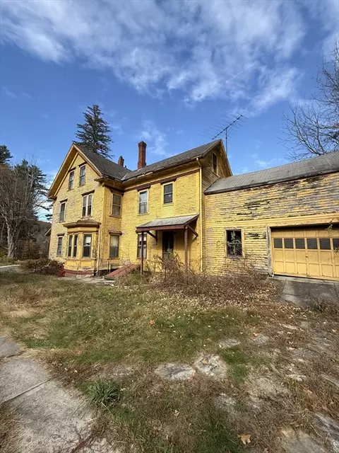 102 Mechanic St, Orange, MA 01364 photo 4