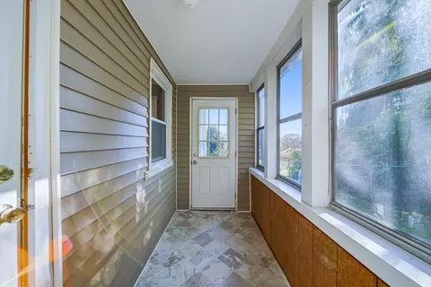 Exterior - 3 Huron Ave, Worcester, MA 01605 photo 2 of 4