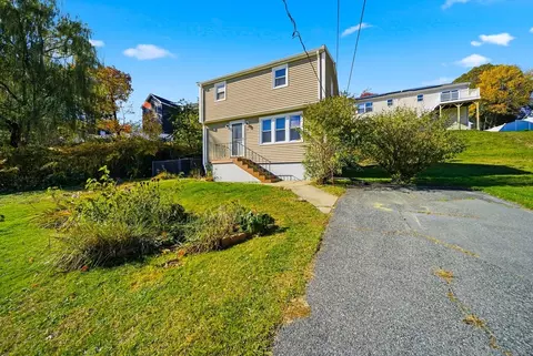Exterior - 3 Huron Ave, Worcester, MA 01605 photo 3 of 4