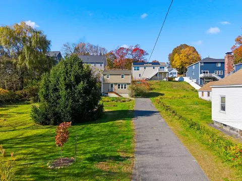 View/Area - 3 Huron Ave, Worcester, MA 01605 photo 1 of 2