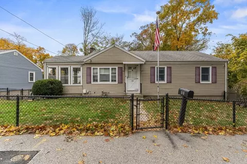 88 Saning Rd, Weymouth, MA 02191