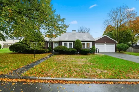 12 Canterbury Rd, Winchester, MA 01890