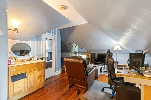303 Florence St, Fall River, MA 02720 photo 32