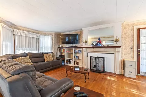 303 Florence St, Fall River, MA 02720 photo 5