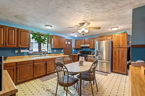 303 Florence St, Fall River, MA 02720 photo 15