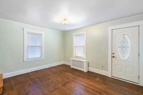 Living - 244 Shute St, Everett, MA 02149 photo 3 of 4