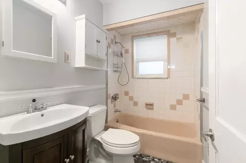 Bath - 244 Shute St, Everett, MA 02149 photo 1 of 1