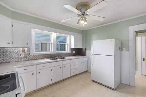 Kitchen - 244 Shute St, Everett, MA 02149 photo 3 of 4