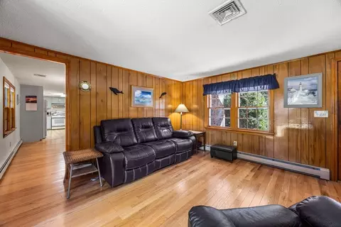 Living - 21 Compass Ln, Dennis, MA 02638 photo 4 of 4