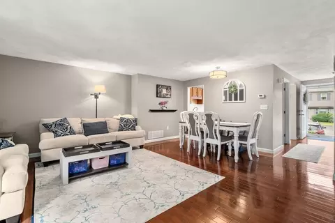 10 Oak Ridge Dr #5, Maynard, MA 01754 photo 3
