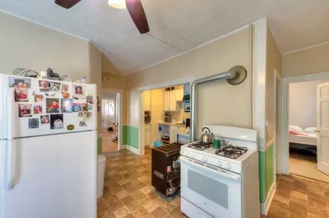 32 Blossom St, Worcester, MA 01609 photo 33