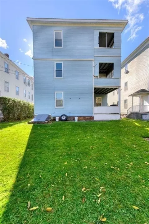 32 Blossom St, Worcester, MA 01609 photo 40