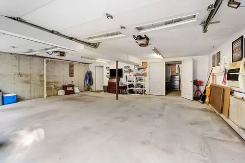 228 Common Ln, Beverly, MA 01915 photo 39