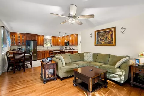 228 Common Ln, Beverly, MA 01915 photo 18