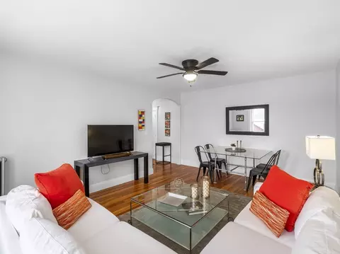 Living - 68 Linden St #46, Everett, MA 02149 photo 3 of 4