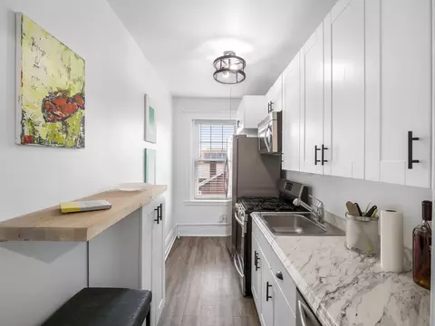 Kitchen - 68 Linden St #46, Everett, MA 02149 photo 1 of 4