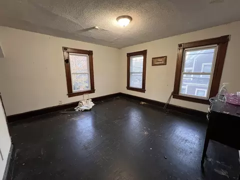 Bedroom - 34 Wellesley St, Springfield, MA 01109 photo 2 of 2