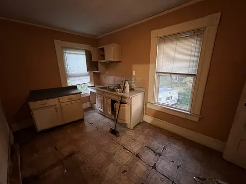 Kitchen - 34 Wellesley St, Springfield, MA 01109 photo 2 of 2