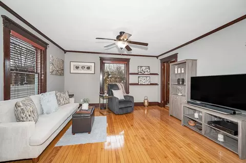 103 High St, Reading, MA 01867 photo 7