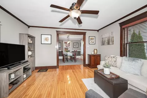 103 High St, Reading, MA 01867 photo 5
