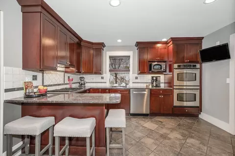 103 High St, Reading, MA 01867 photo 13