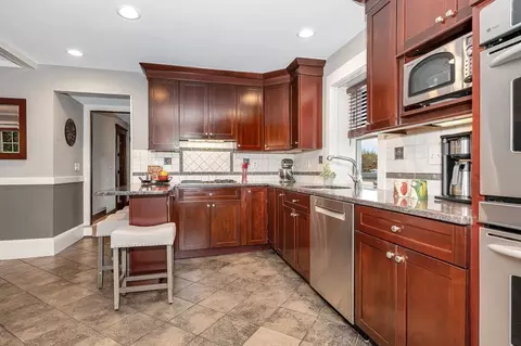 103 High St, Reading, MA 01867 photo 14