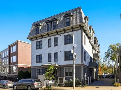 246 Boston St # -4, Boston, MA 02125