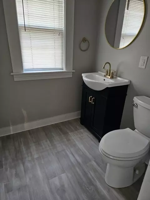 Bath - 22 Allen St, Athol, MA 01331 photo 1 of 5