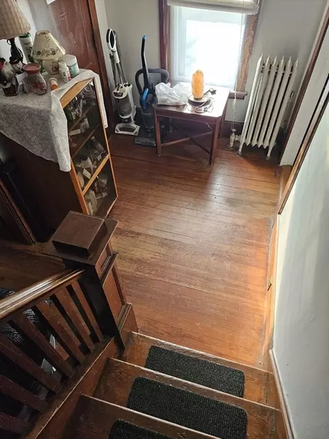 Entry Way - 22 Allen St, Athol, MA 01331 photo 1 of 4