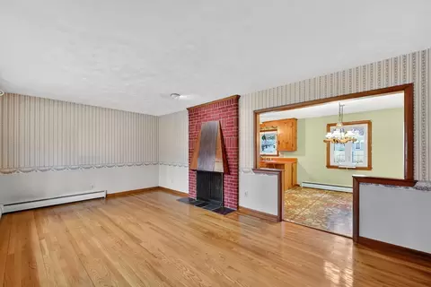 Living - 193 Marmon St, Springfield, MA 01129 photo 1 of 6