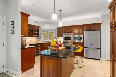1 Morgan Dr, Danvers, MA 01923 photo 11