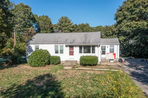150 Gilbert St, Mansfield, MA 02048 photo 2