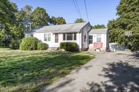 150 Gilbert St, Mansfield, MA 02048 photo 4