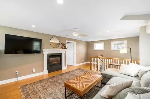 160 Prospect St #3, Gloucester, MA 01930 photo 4