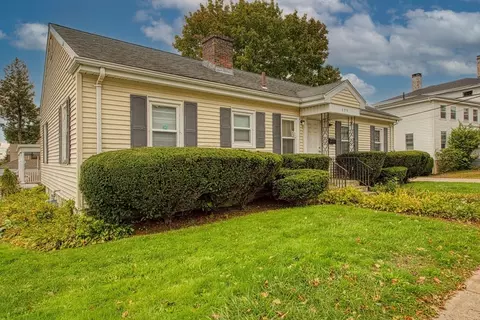 499 Maple St, Fall River, MA 02720 photo 2